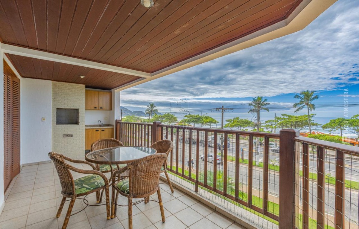 Apartamento Frente Mar Na Linda e Movimentada Praia Grande
