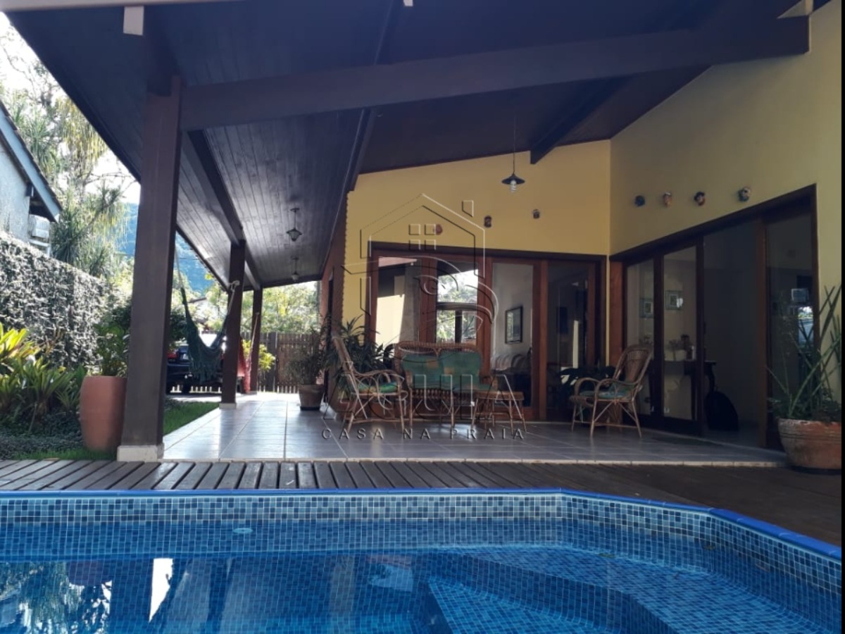 Ótima Casa em Condomínio Fechado para Aluguel de Temporada Na Praia do Lázaro em Ubatuba !!!!